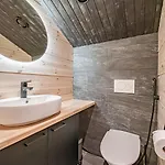 شقة Tieva B Ski-in Ski-out With Private Hot Tub By Aavalevi ليفي