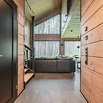 Tieva B Ski-in Ski-out With Private Hot Tub By Aavalevi Apartment